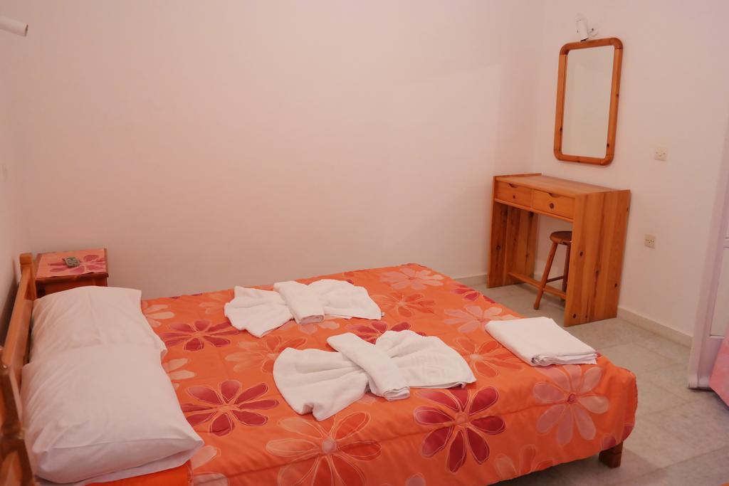 Katerina Suites Agios Prokopios  Exterior photo